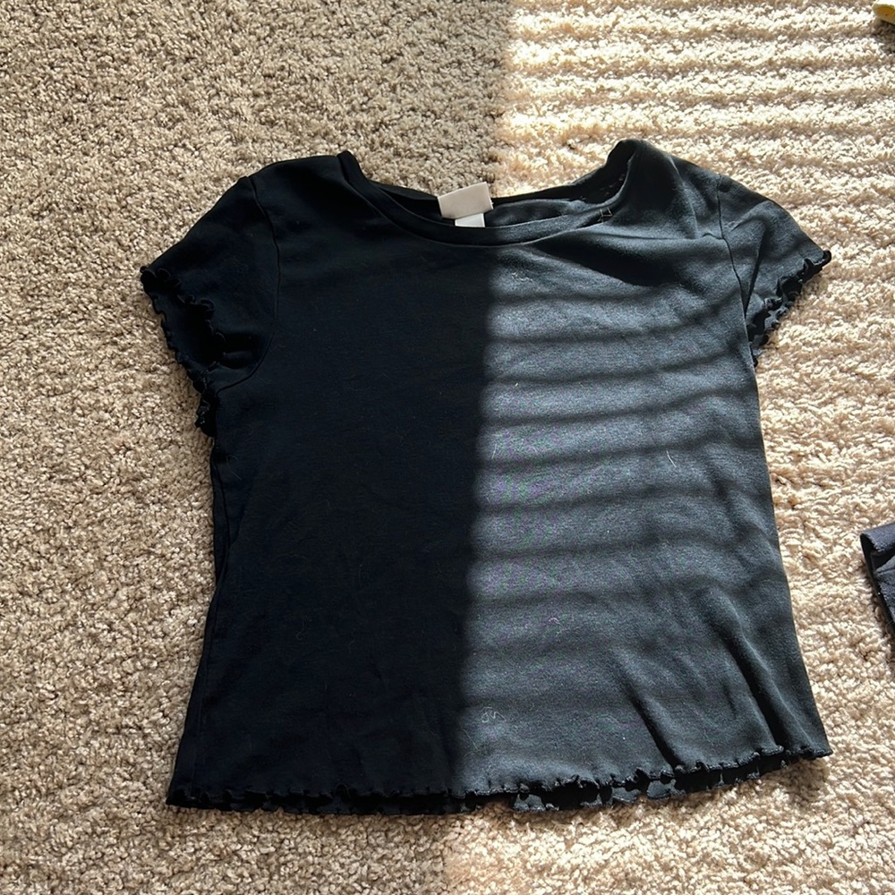 Black Tee